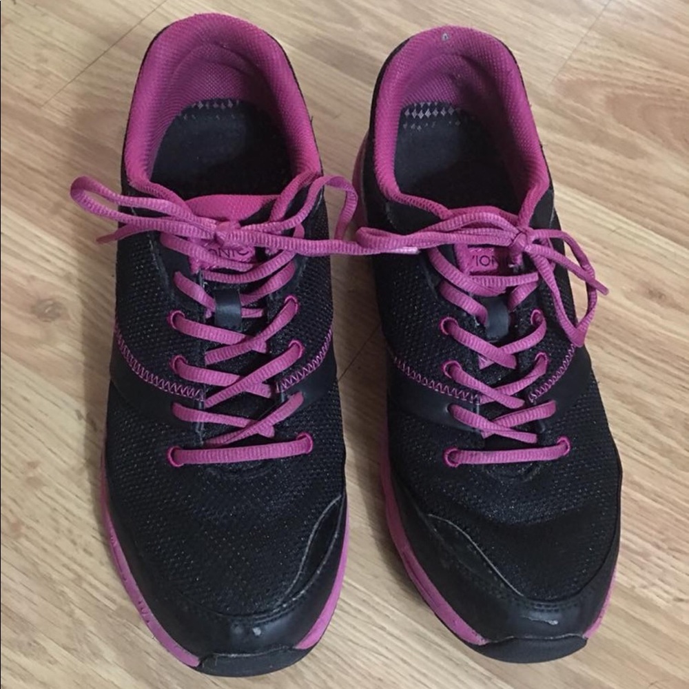 Vionic Kona Sneakers Size 10